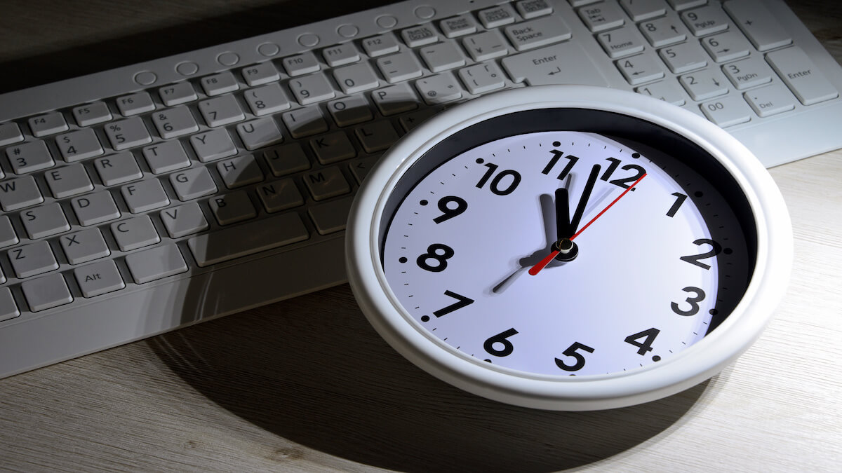 残業時間の定義とは｜上限時間や計算方法も解説